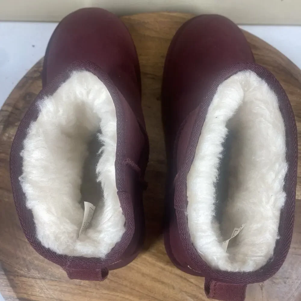 Koolaburra By UGG Womens Cherry Red Size 8 Mini Sheepskin Winter Booties